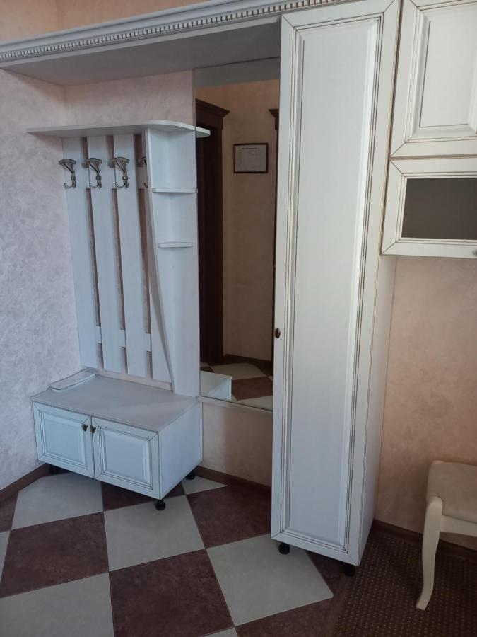 Гостиный Двор Надежда Hotel Hlibodarszke Kültér fotó