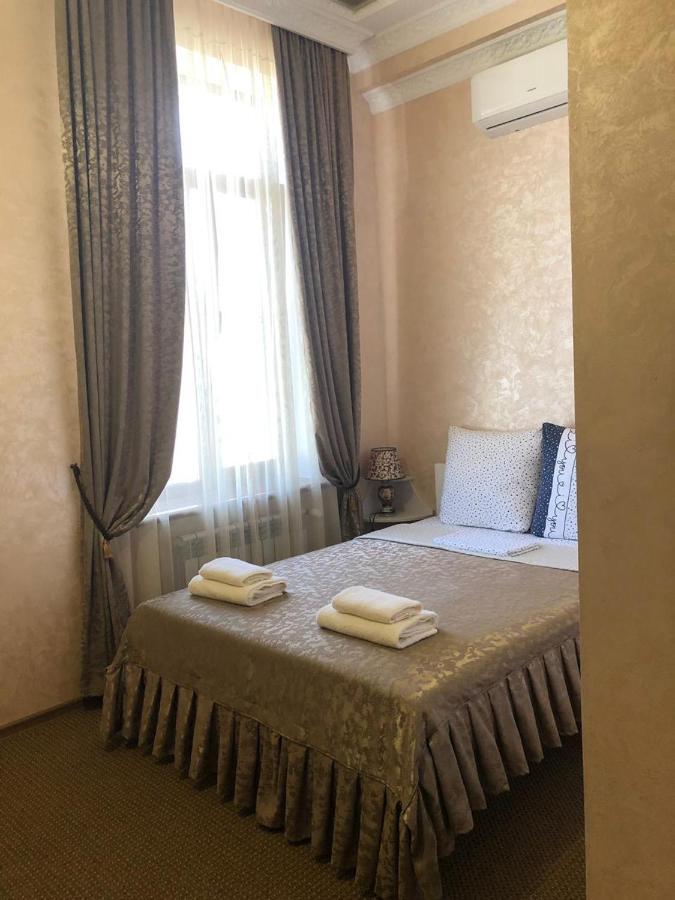 Гостиный Двор Надежда Hotel Hlibodarszke Kültér fotó